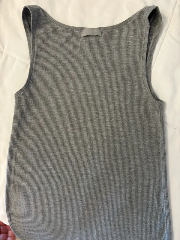 SKIMS Soft Lounge Tank Top - Image 2