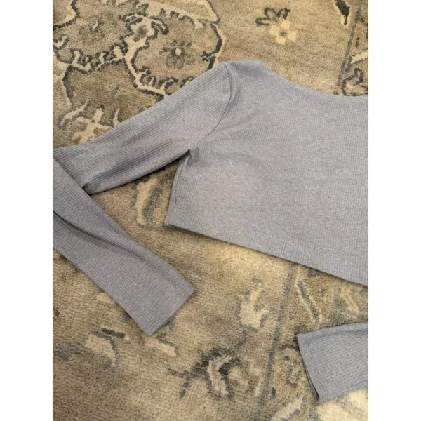 Alo Ribbed Long Sleeve Crop Top Grey Sz S NEW - Image 12