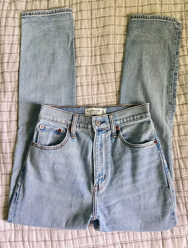 90s Slim Straight Jeans - Image 3