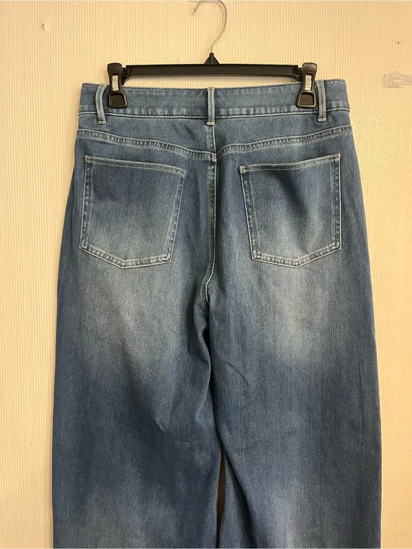 HALARA Blue Wide-Leg Flare Jeans - Image 8