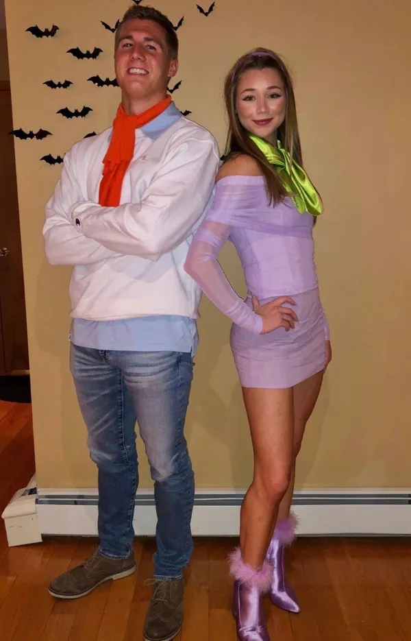 Daphne Halloween Costume Size XS - Image 3