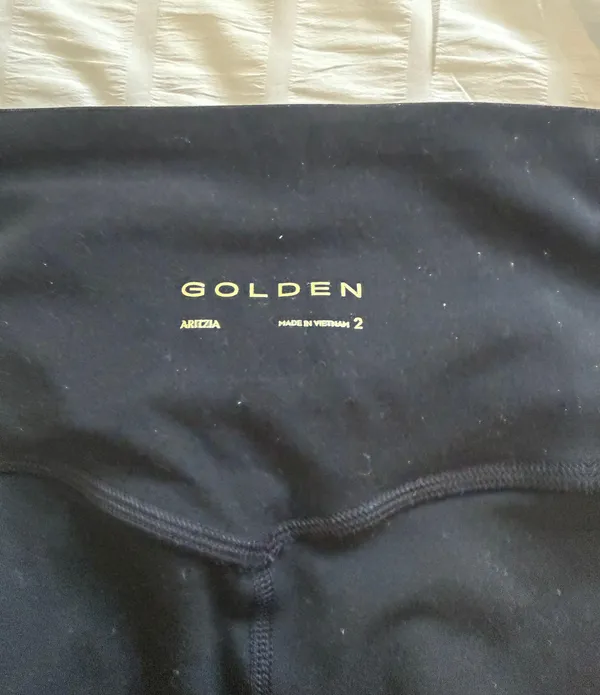 Golden Leggings Aritzia Butter - Image 4