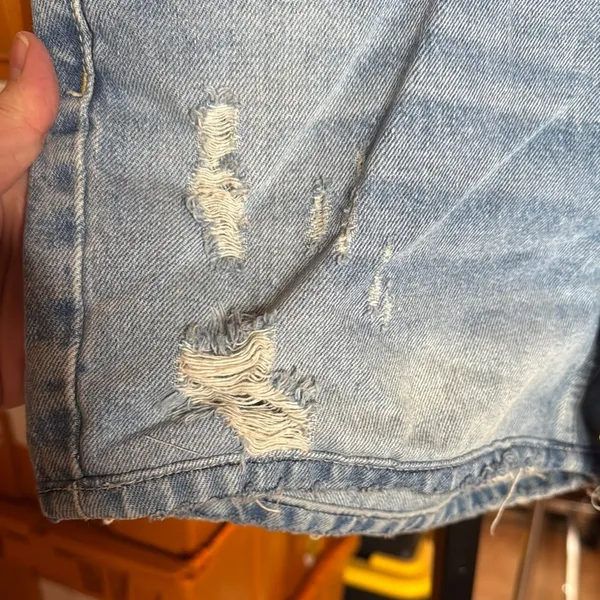 Free People We The Free Distressed Denim Shorts Size 28 Raw Hem Mid Rise Boho - Image 4