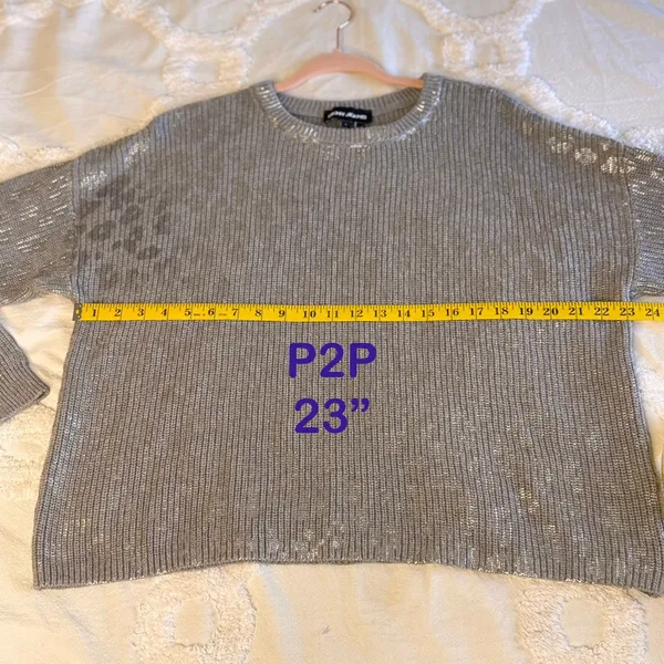DKNY Jeans 100% Cotton Gray & Metallic Silver‎ Animal Print Size L Crew Sweater - Image 12