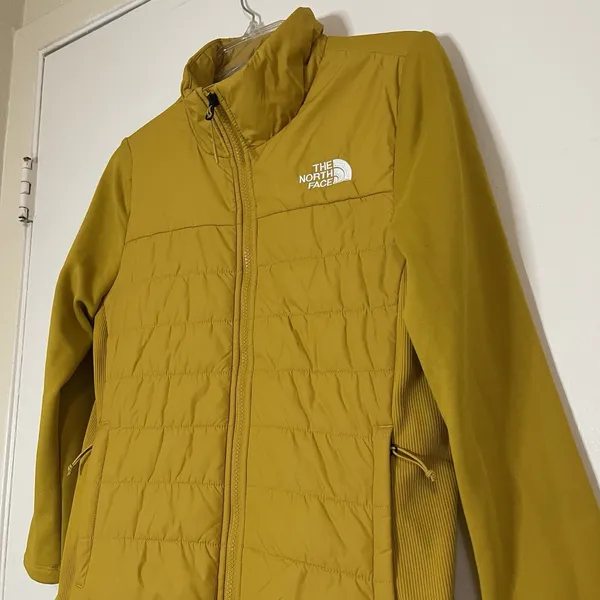 The North Face Yellow full zip lightweight nylon quilted jacket Medium - Image 2