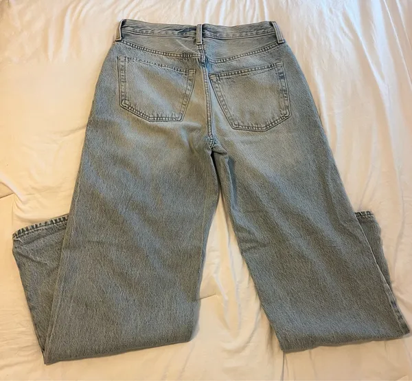 Light Wash Baggy Target Jeans - Image 3