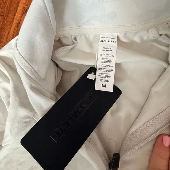 Alphalete Women's M‎ Full Zip Pro Elite Performance Jacket White Silver Camo NWT - Image 3