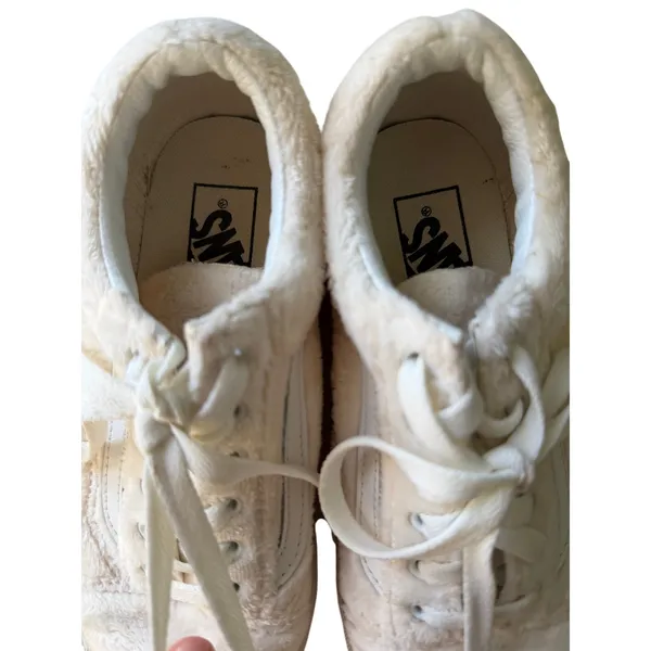 Vans Old Skool Sherpa Faux Fur Sneakers Ivory Cream Women's 7.5 - Image 7