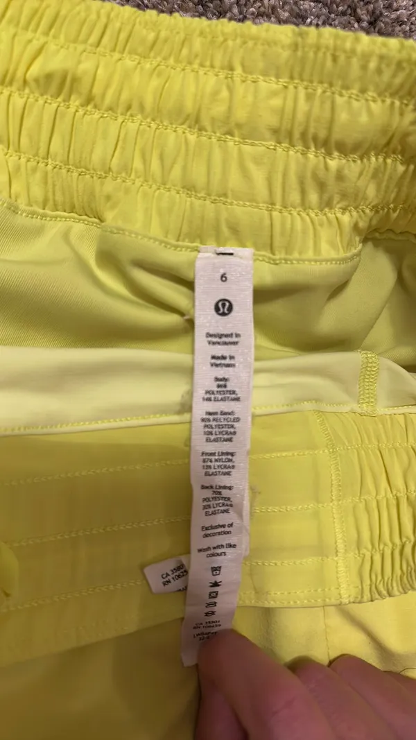 Lululemon Hotty Hot Skirt High-Rise 6 - Image 4
