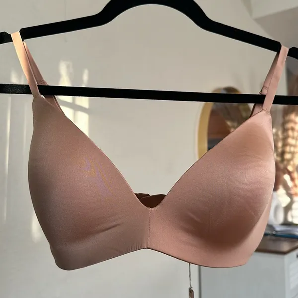 SKIMS Wireless Lightly Lined Bra NWT‎ Ochre 36D - Image 3