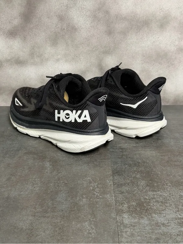 Hoka One One Clifton 9 Women’s Black / White Running Shoes 1127896 Size 9.5B - Image 10