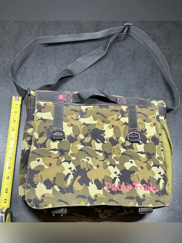 Paul Frank Vintage Green Camo Messenger Style Canvas Shoulder Bag - Image 2