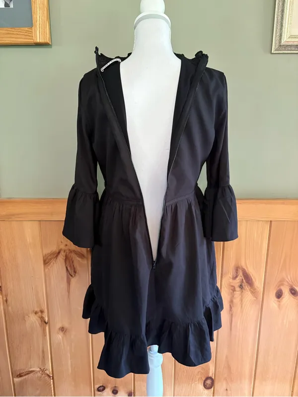 Alice + Olivia Aislyn black mock-neck mini dress w/ flutter sleeves Size 8 - Image 6