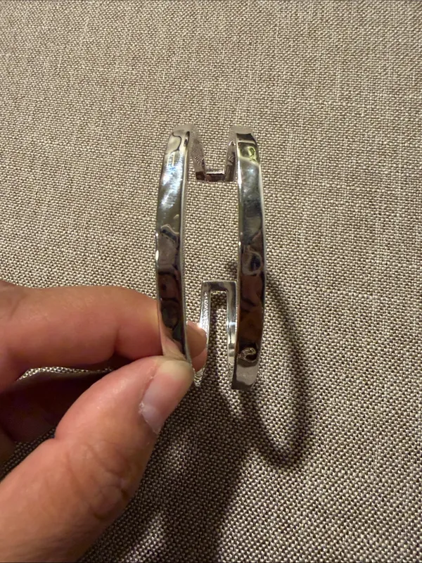 Kendra Scott Hammered Silver Double Band Cuff Bracelet - Image 4