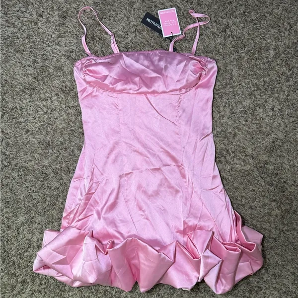 Pretty Little Thing Mini Dress - Image 6