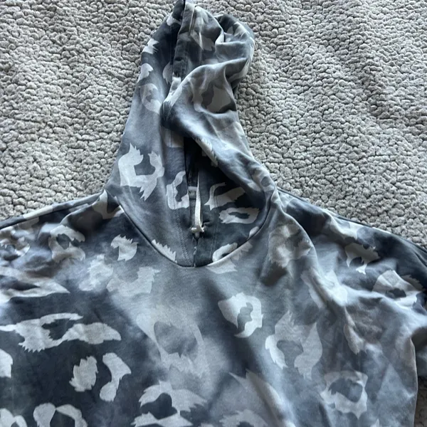 ENTI Gray Camo Hoodie - Image 2