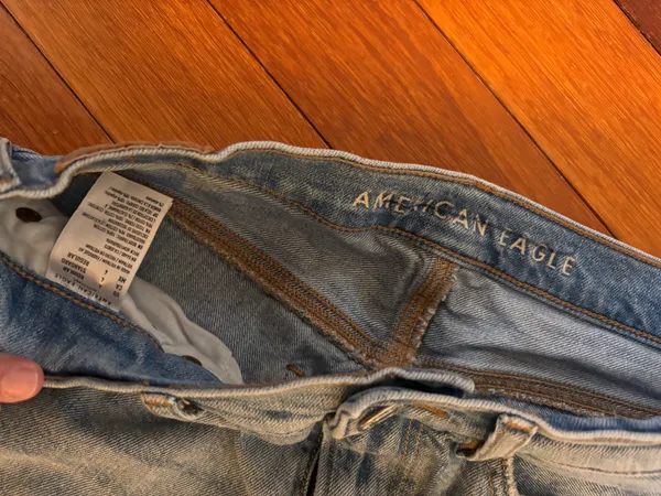 American Eagle 90s Bootcut Jeans - Image 3