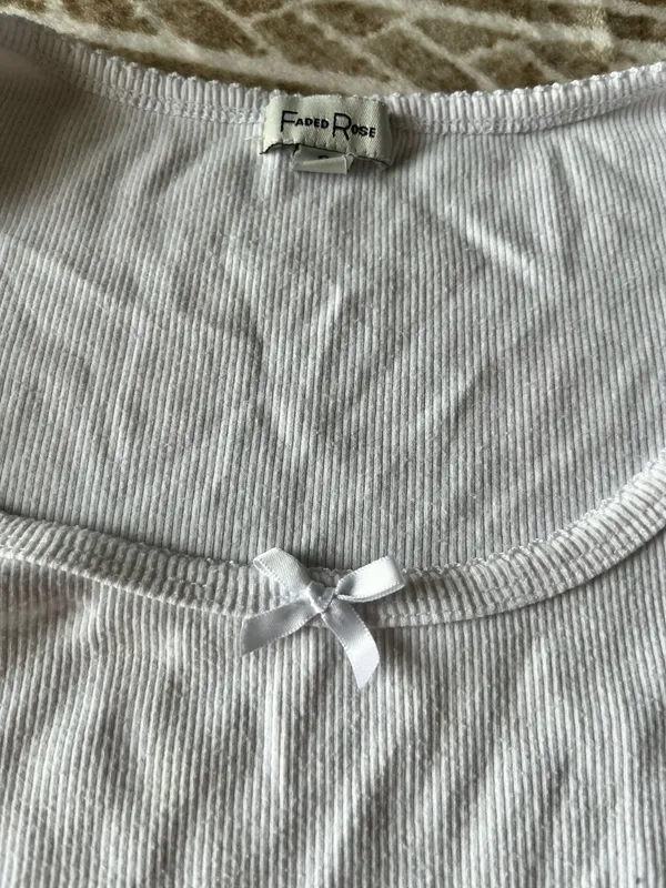 white bow short - Image 2