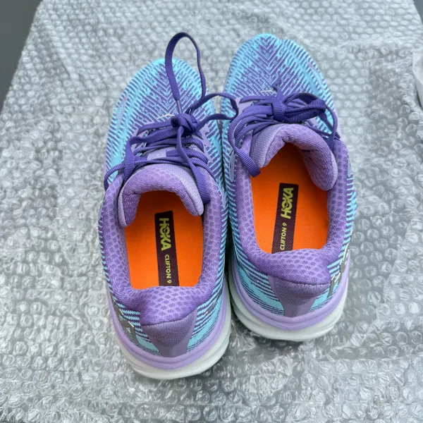 Hoka one one Clifton 9 women Running shoes size 7 (New no box) - Image 5