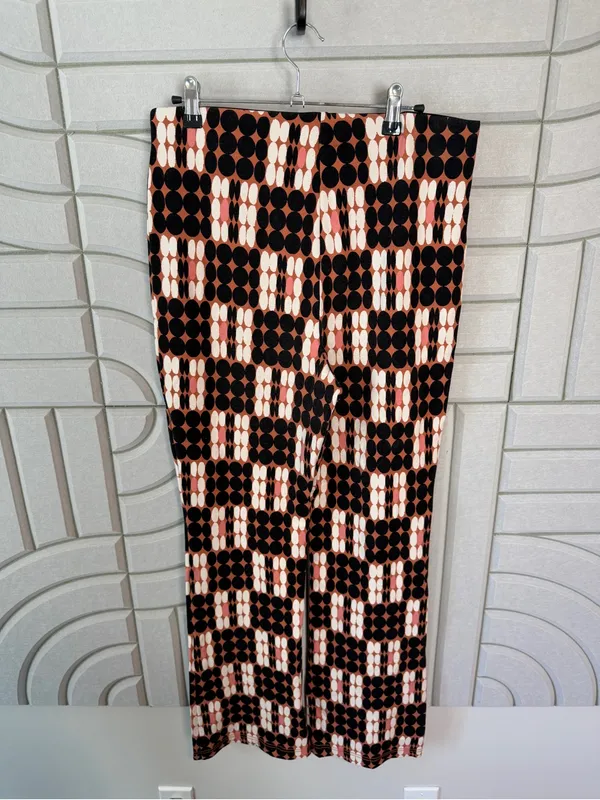 Maeve The Margot Kick-Flare Crop Pants Retro Geometric Dots - Image 3
