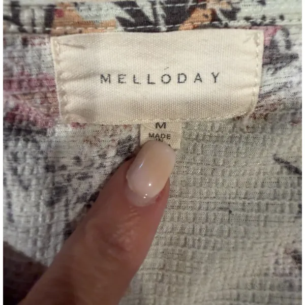 Melloday Top Womens Cottage Core Floral Flowers Flutter Sleeve Medium - Image 4