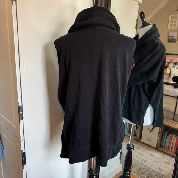 Large Black Sweatshirt - Image 3