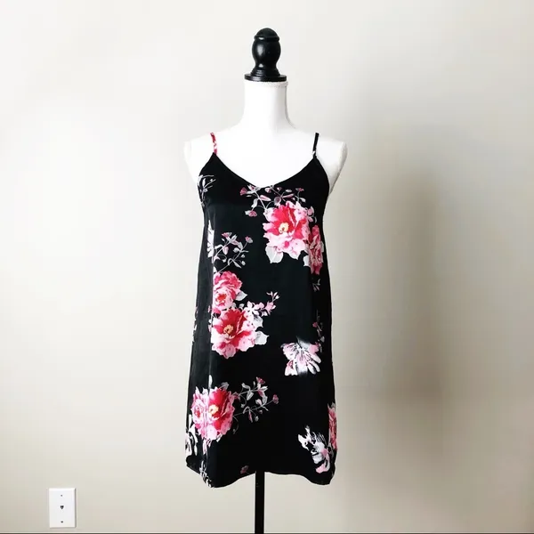 HONEY PUNCH | Black Floral Satin Slip Nighty Sz S - Image 2
