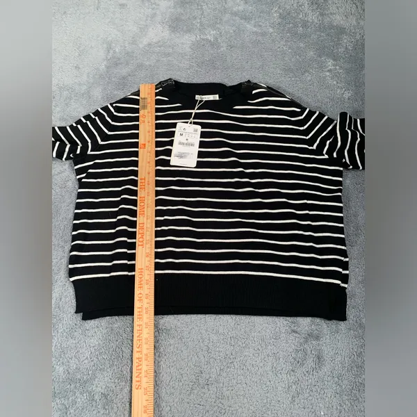 NWT Zara knit Black and White Striped Sweater medium - Image 6