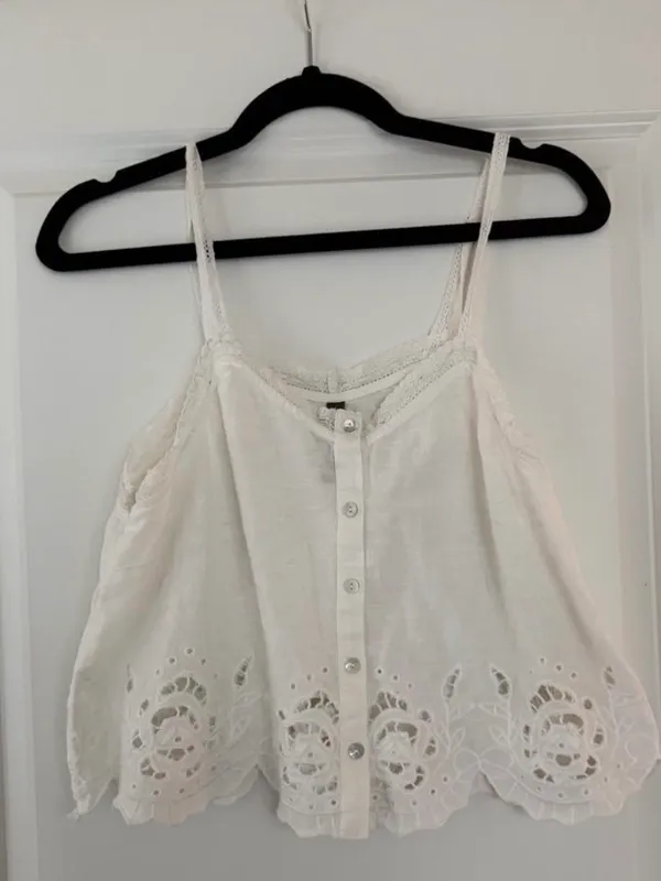 Anthropologie Eyelet Tank • size small • worn once - Image 2