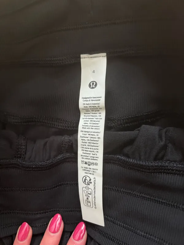 Dance Studio Mid-Rise Pant Lululemon Tall Size 4 - Image 4