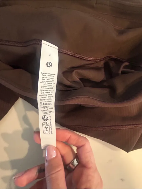 Lululemon High Rise Ribbed Active Leggings - Size 8 - Image 3