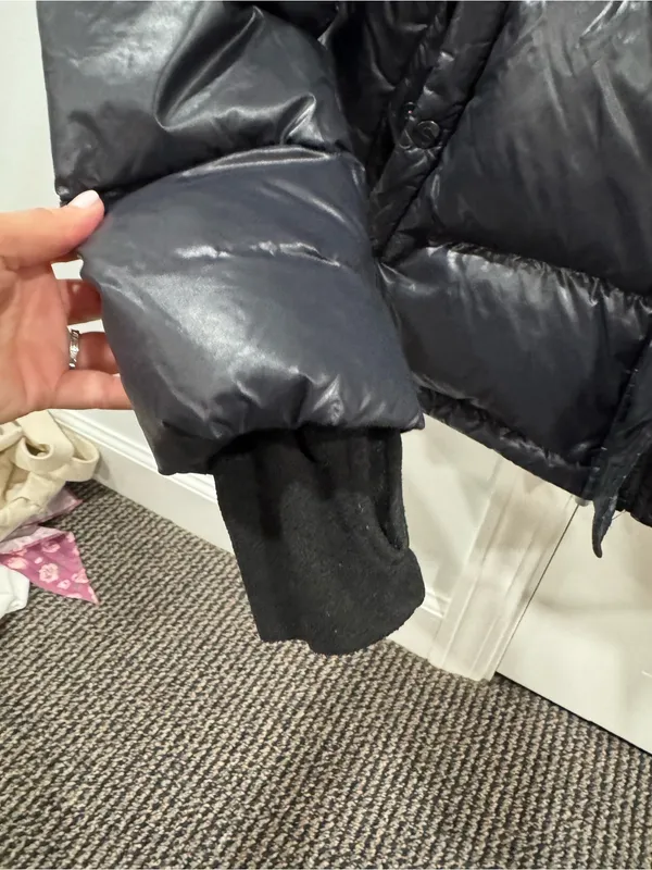 S13 Women's Shiny Black Puffer Coat with High Collar - Image 3