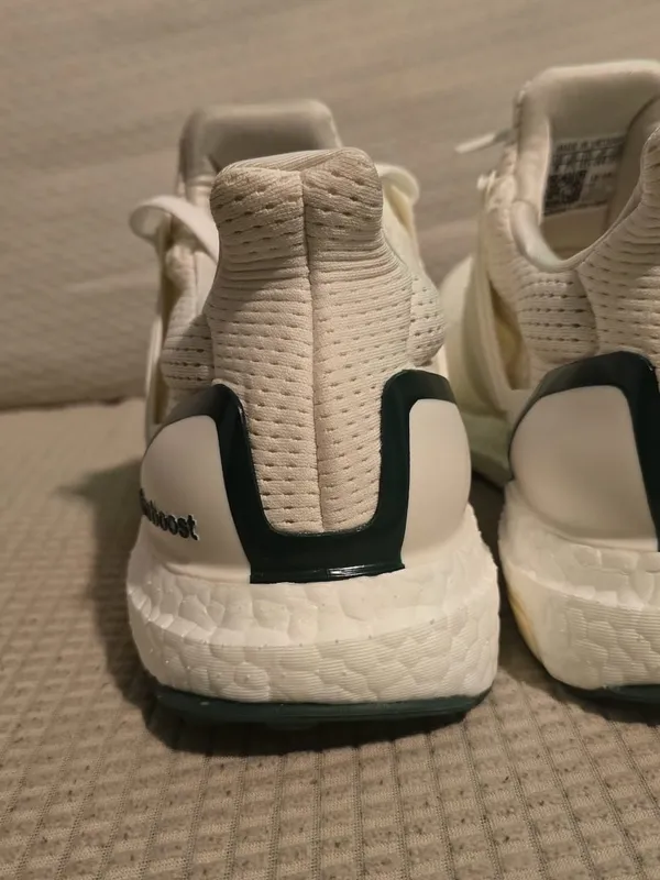 adidas Cream Knit Sneakers with Green Accents - Image 9