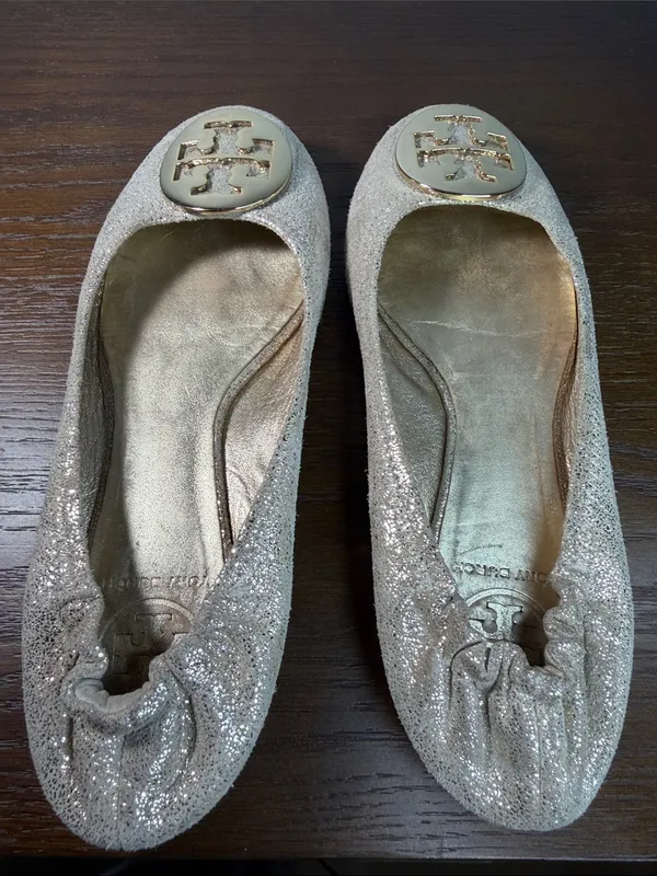 Tory Burch Gold Glitter Reva Logo Ballet Flats - Image 8