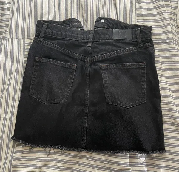 BDG Urban Outfitters Black Jean Skirt - Image 2