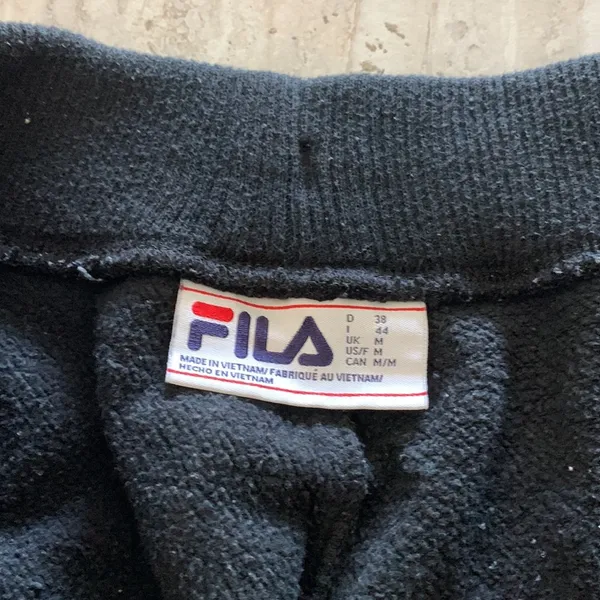 Fila black jogger | fleece cuffed sweatpants | size m - Image 2