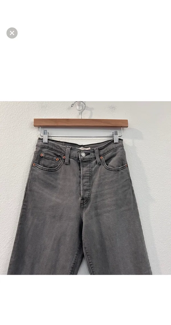 Levi's Ribcage Straight Ankle Jeans - Image 3