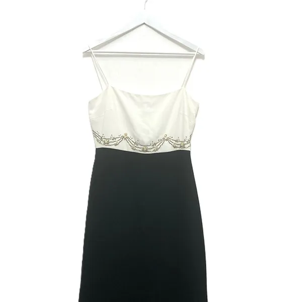 Badgley Mischka Formal Gown 10 Black White Beaded Silk Pearl High Low Maxi - Image 5