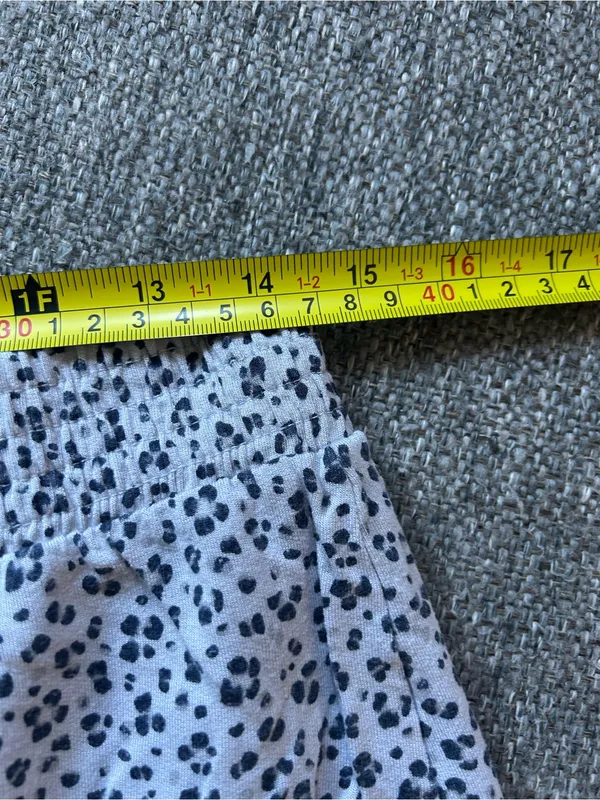 Gap Animal Print White & Black Lightweight Sleep Shorts w/elastic waist | Large - Image 5