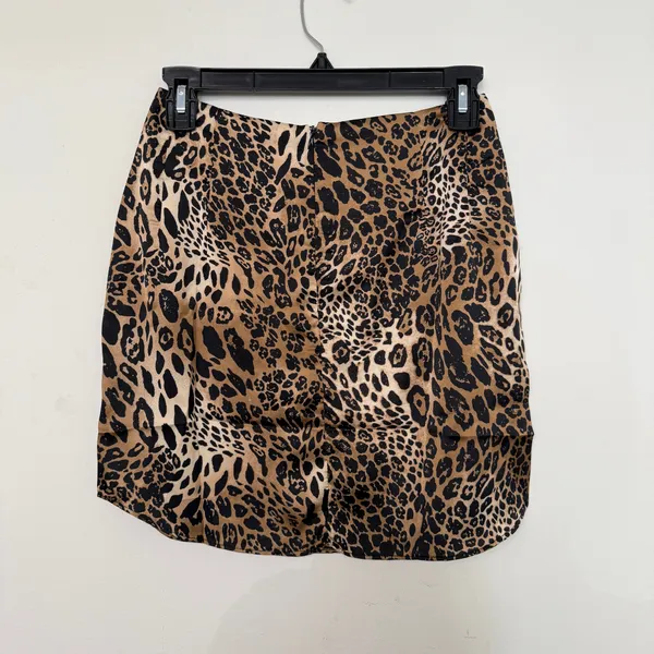 Rihoas brown and black leopard print mini skirt - Image 2