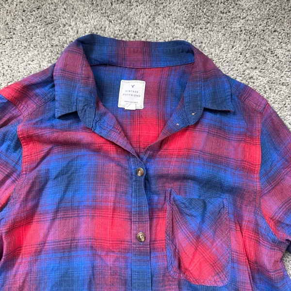 American Eagle Vintage Boyfriend Blue Red Plaid Flannel Shirt Size Medium - Image 2