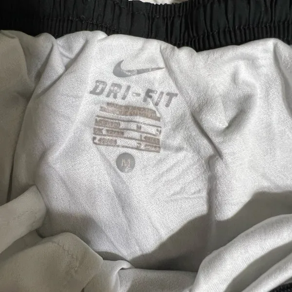 ‎Nike black shorts M - Image 6