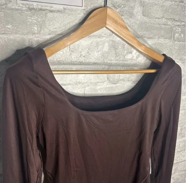 Lululemon Nulu Square Neck Long Sleeve Bodysuit Thong Cut NWT Size Large (FRPR) - Image 3