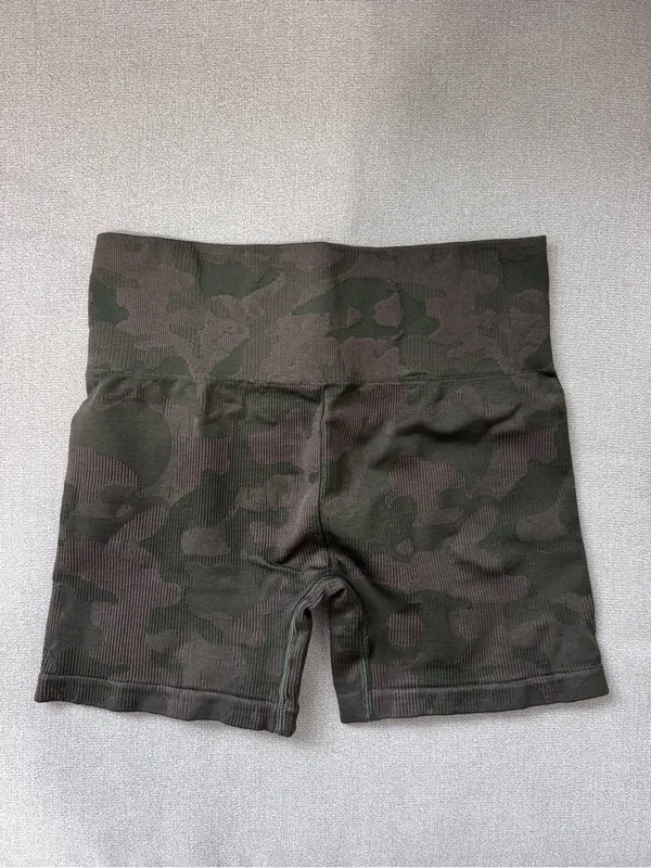 Gymshark Camo High-Waist Seamless Bike Shorts - Olive Green - Image 3