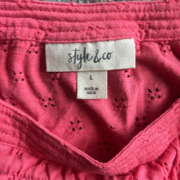 Women’s Shirt - Image 2