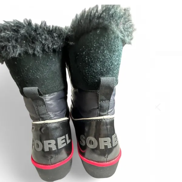 Sorel Women’s Tivoli II Boot (Black/Pink Size 9. - Image 5