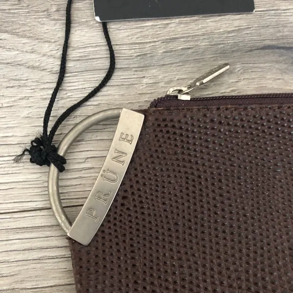 NWT Prune Textured Purple/Brown Zipper Bag Clutch Wristlet - Image 4