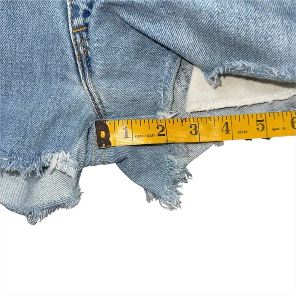Vintage Reworked Levi’s High Rise Cut Off Denim Shorts Women’s 26 Light Wash - Image 7