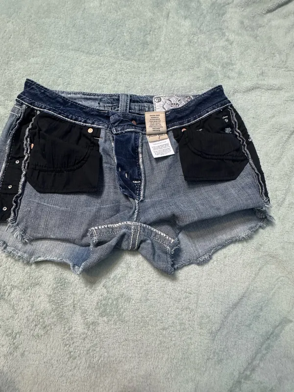 Miss Me Side Zip signature Shorts Cut off denim jean embroidered pocket - Image 16