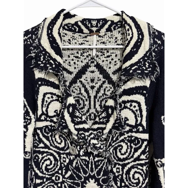 Free People Mandella‎ Intarsia Cardigan Knit Jacket Black/White Women's Size Lg - Image 3